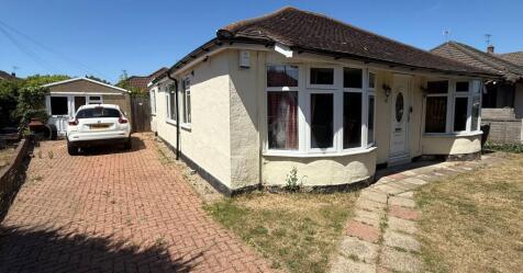 2 bedroom detached bungalow for sale