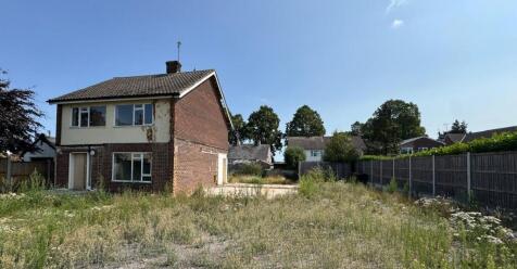 8 bedroom detached house for sale