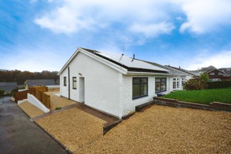 2 bedroom semi-detached bungalow for sale