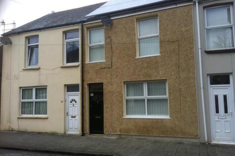 2 bedroom maisonette for sale