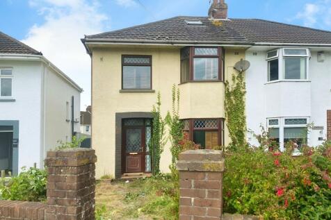 2 bedroom semi-detached house for sale