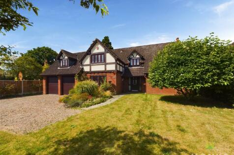 5 bedroom detached house for sale