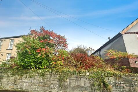 Detached house for sale