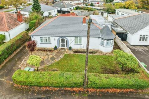 3 bedroom detached bungalow for sale