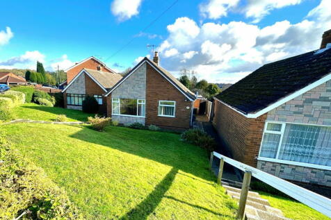 2 bedroom detached bungalow for sale