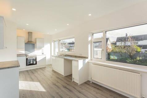 Summerville Avenue, Blackpool FY3 2 bed semi