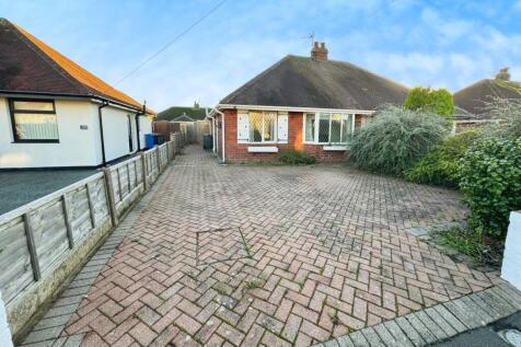 Cumberland Avenue, Lancashire FY5 2 bed bungalow for sale