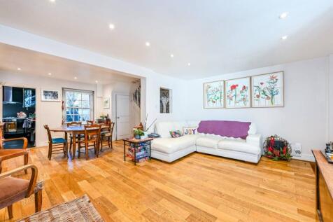 Malden Road, Kentish Town, London, NW5 2 bed maisonette for sale