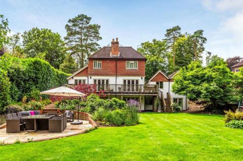 5 bedroom detached house for sale