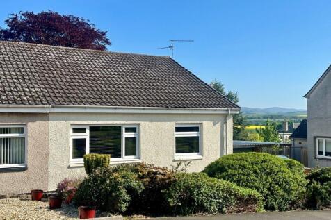 2 bedroom semi-detached bungalow for sale