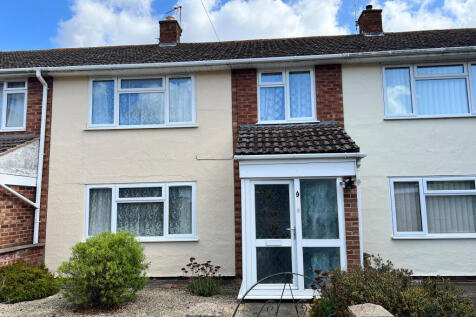 Terraced house for sale