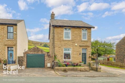 Burnley Road, Edenfield 3 bed detached house for sale