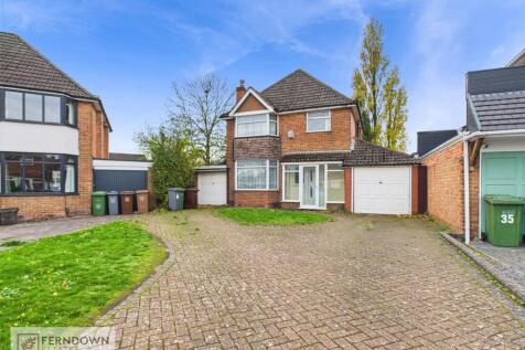 Blandford Avenue, Castle Bromwich... 3 bed detached house for sale