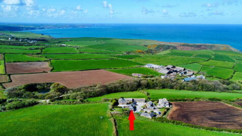 Trebarwith PL33 3 bed barn conversion for sale