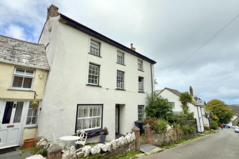 High Street, Boscastle PL35 1 bed flat for sale