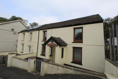 2 bedroom barn conversion for sale