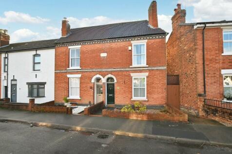 Redhouse Road, Wolverhampton WV6 2 bed terraced house for sale