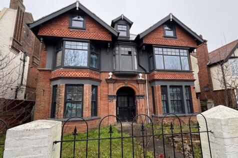10 bedroom house of multiple occupation for sale