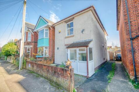 2 bedroom detached house for sale