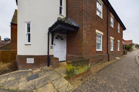Canada Road, Cromer 2 bed apartment for sale