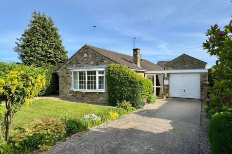 Wetherby, Ambleside Walk, LS22 3 bed detached bungalow for sale