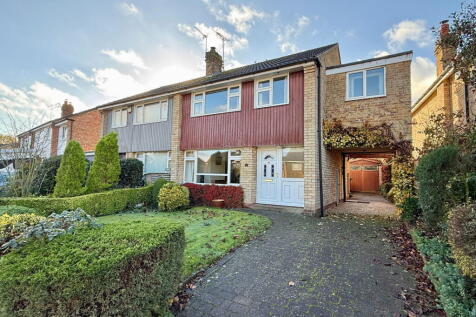 Spofforth, Grange Avenue, HG3 4 bed semi