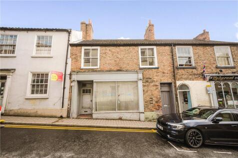 High Skellgate, Ripon, North Yorkshire 4 bed terraced house for sale