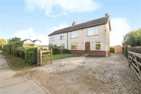 Knaresborough Road, North Deighton... 2 bed semi