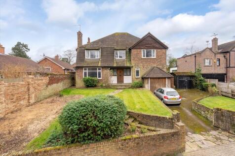 Queensmere Road, Wimbledon, London, SW19 5 bed detached house for sale