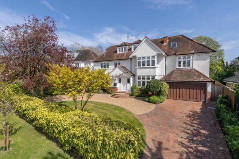 7 bedroom detached house for sale