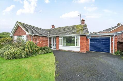 Merlin Way, Leckhampton, Cheltenham... 3 bed bungalow for sale