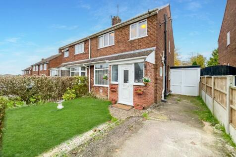 3 bedroom semi-detached house for sale