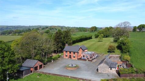 Dolanog, Welshpool, Powys, SY21 7 bed detached house for sale