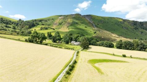 Commins, Llanrhaeadr Ym Mochnant... Detached house for sale