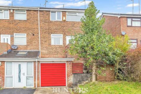 3 bedroom end of terrace house for sale