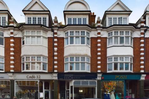 South Street, Little Chelsea... 2 bed flat for sale