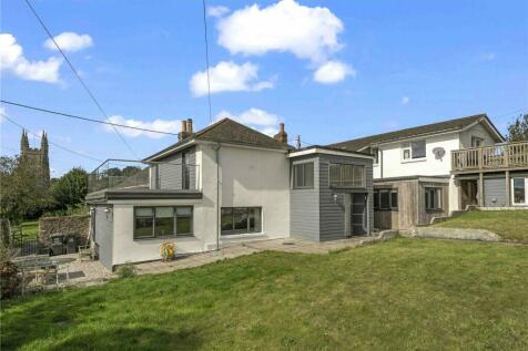 6 bedroom detached house for sale