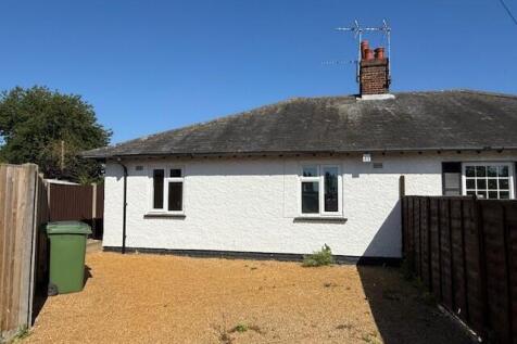 61 Ingham Road, Stalham, Norwich... 2 bed bungalow for sale