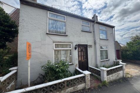 2 bedroom detached house for sale