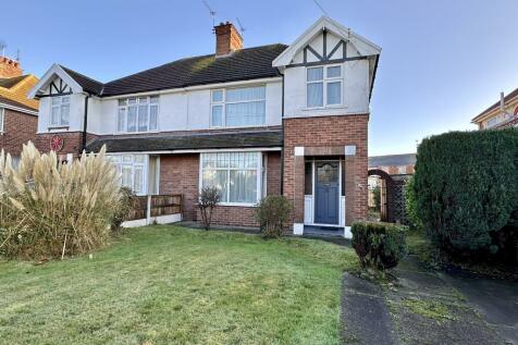 Semi-detached house for sale