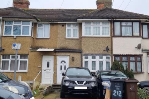 Dagenham RM10 3 bed terraced house for sale