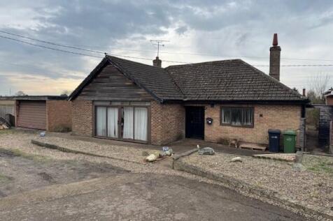 222 Main Road, West Winch, King's... 4 bed detached bungalow for sale