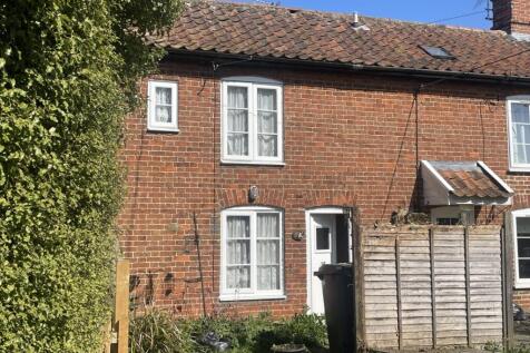 25 Jays Green, Harleston, Norfolk... 2 bed terraced house for sale