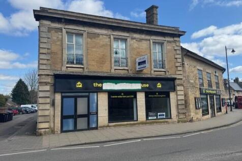 1B Market Place, Market Deeping... 2 bed flat for sale