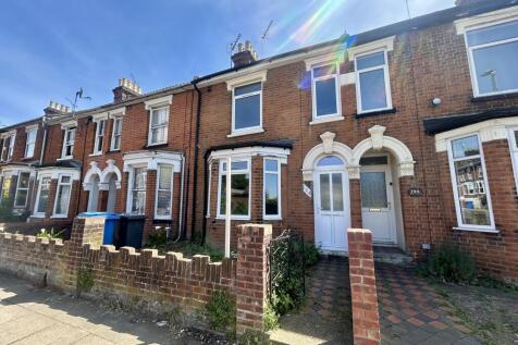 124 Cemetery Road, Ipswich, Suffolk... 3 bed terraced house for sale