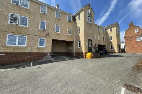 Flat 8, Mazers Court, Silks Way... 1 bed flat for sale