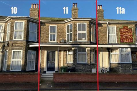 10 Nelson Road North, Great Yarmouth... 3 bed terraced house for sale