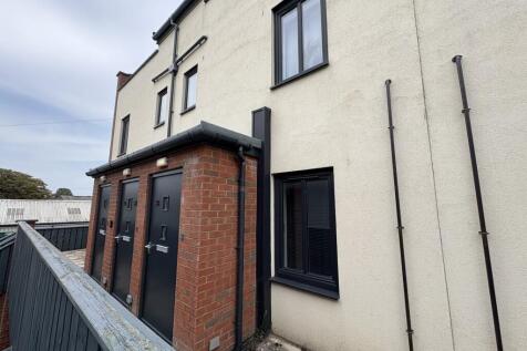 36 Station Road, Attleborough... 1 bed flat for sale