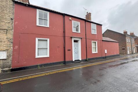 4 Union Place, Boston PE21 6PS 5 bed semi