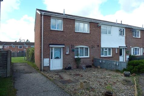 9 Colin Mclean Road, Dereham, Norfolk... 3 bed end of terrace house for sale
